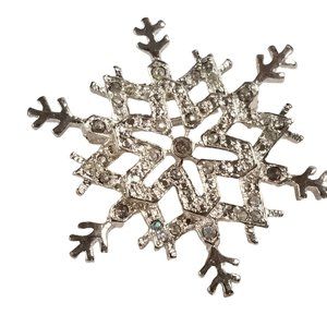 Brooch Snowflake Pin Vintage Jewelry Silver Tone Metal Rhinestone Fashion Women